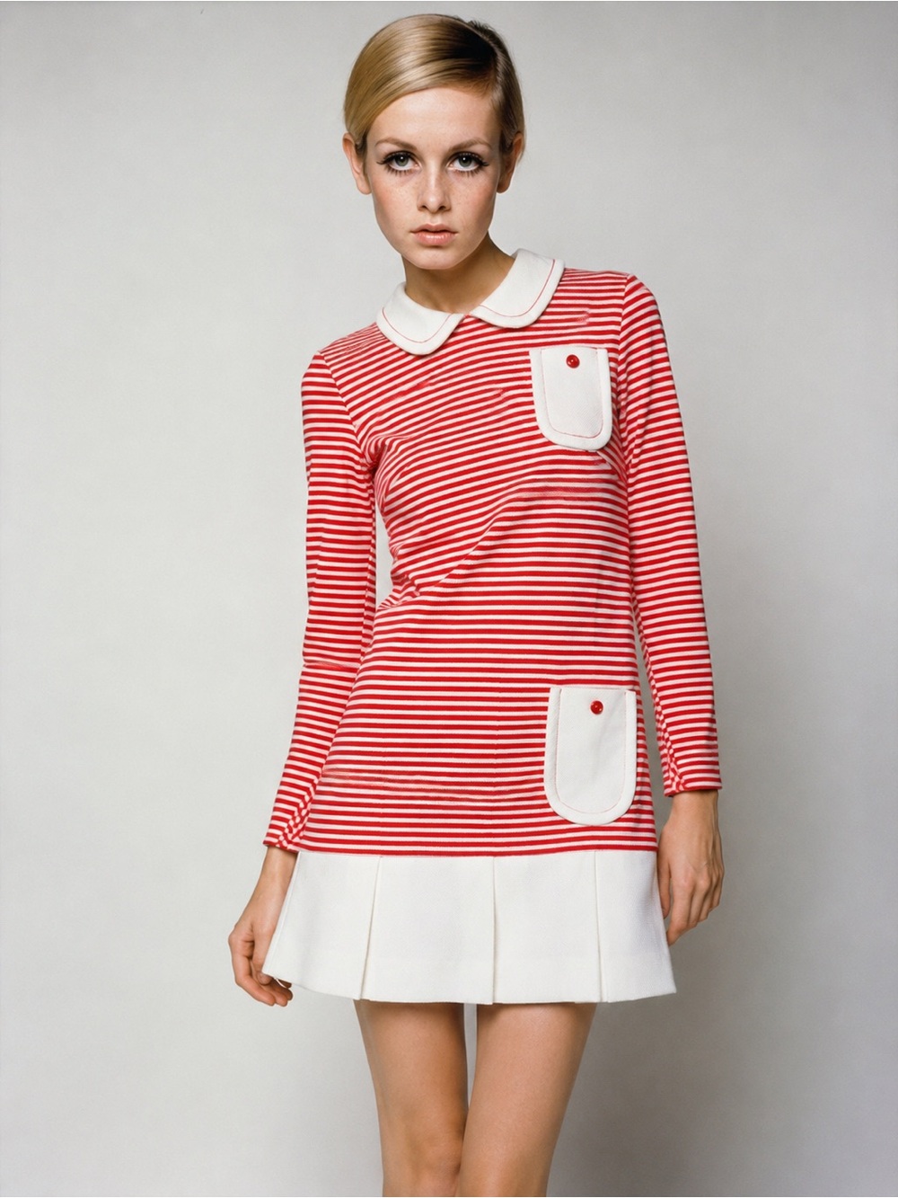 1960s Mod Tangerine & White Stripe Twiggy Style Mini Dress With Peter Pan Collar - Picture 1 of 7